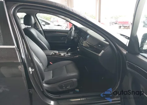 2016 BMW 528I xDrive из США, поврежденный, VIN WBA5A7C56GG152320